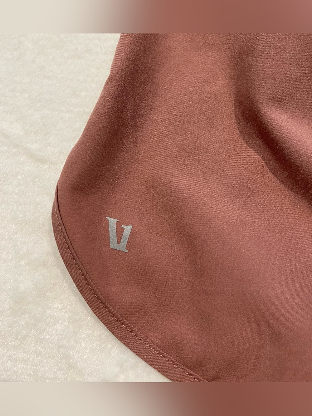 (XS) Vuori Clementine 2.0 Short 2.5" Dusty Rose Pink Marsala Extra Small Gym - Picture 13 of 13
